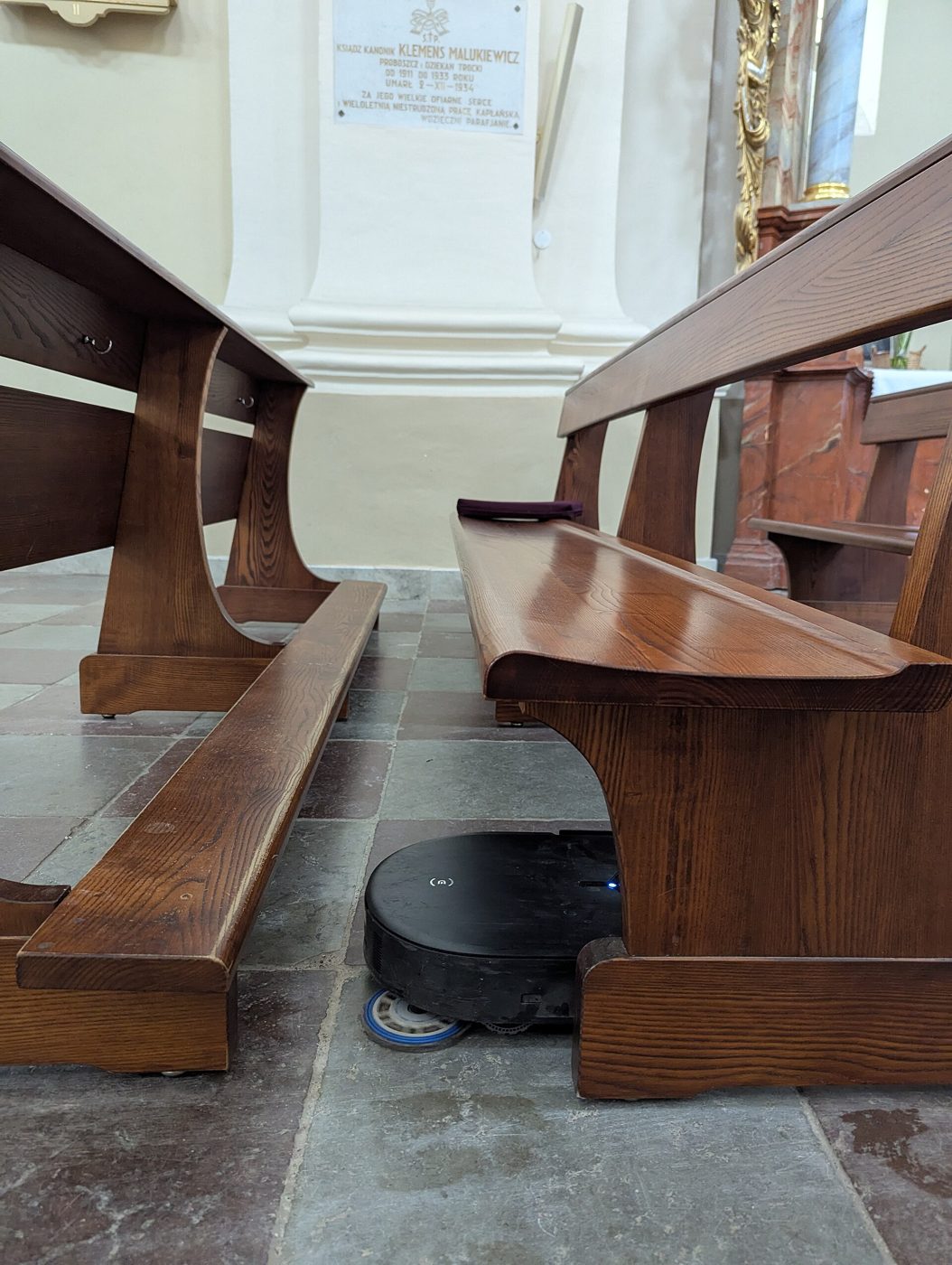 Robot Vacuum Cleaners